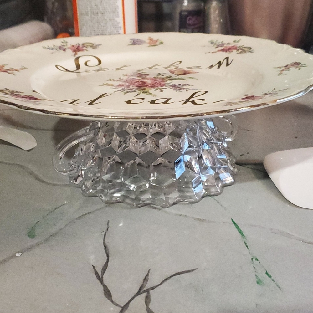 Cake stand vintage